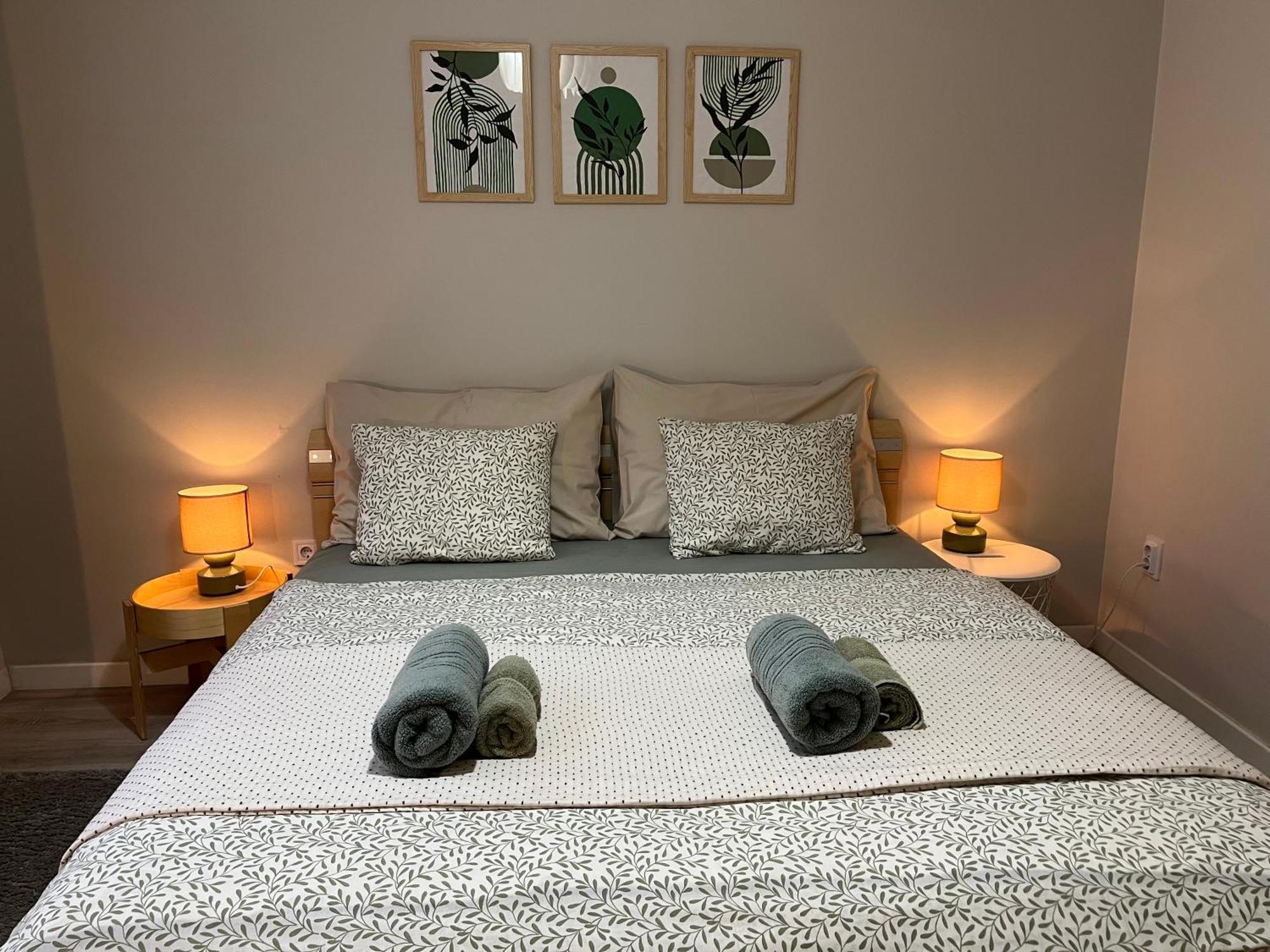 Larix Apartman Budapest Exteriör bild