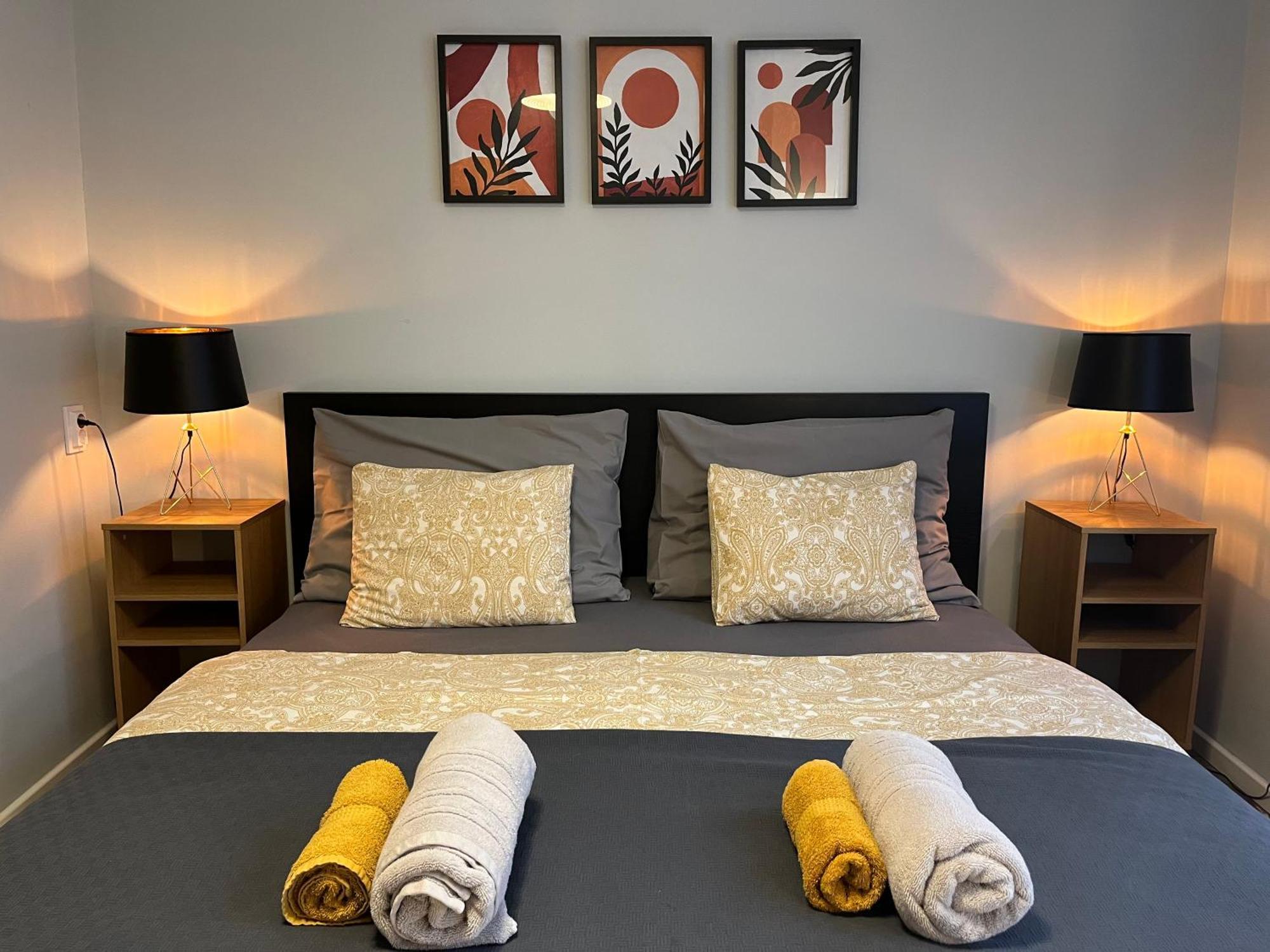 Larix Apartman Budapest Exteriör bild